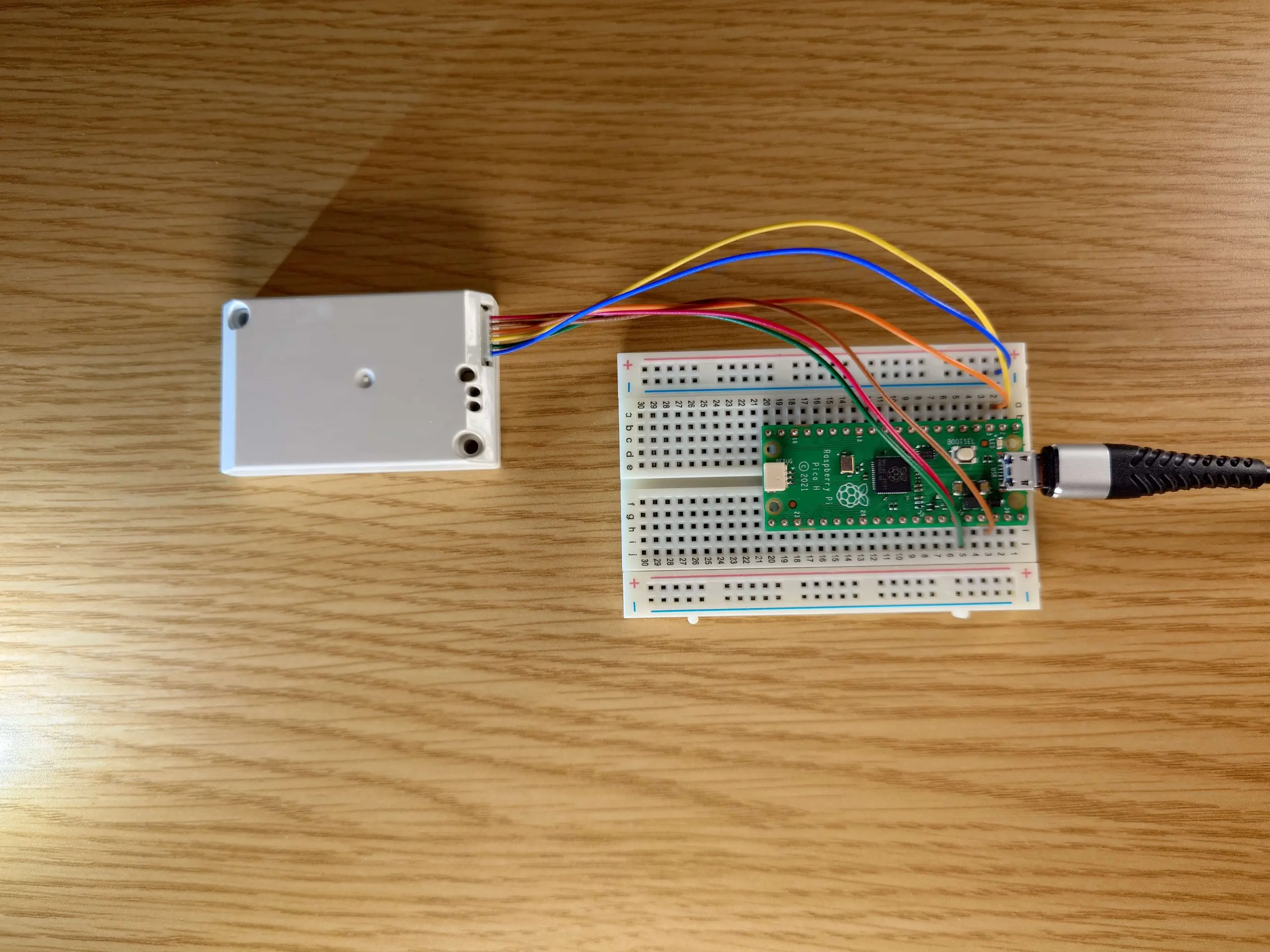 AKU-67とRaspberry Pi Pico